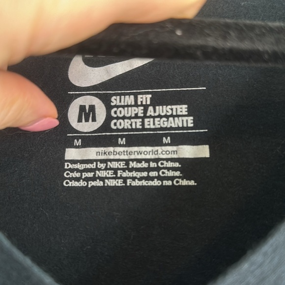 Nike t-shirt - Picture 2 of 3